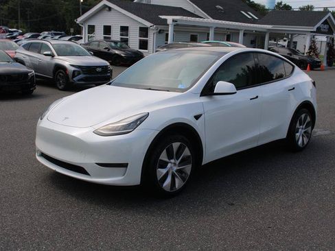 Used 2021 Tesla Model Y Long Range AWD/4WD image 4