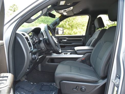 Used 2025 RAM 1500 Big Horn AWD/4WD image 13