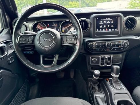 Used 2023 Jeep Wrangler Unlimited w/ Cold Weather Group AWD/4WD image 22