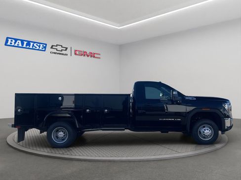 New 2025 GMC Sierra 3500 Pro w/ Convenience Package image 5