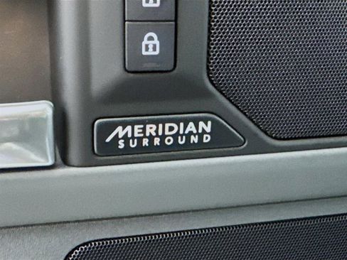 New 2026 Land Rover Defender 110 X-Dynamic SE image 20