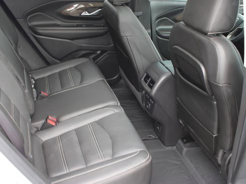 Used 2023 GMC Terrain Denali w/ Denali Premium Package AWD/4WD image 26