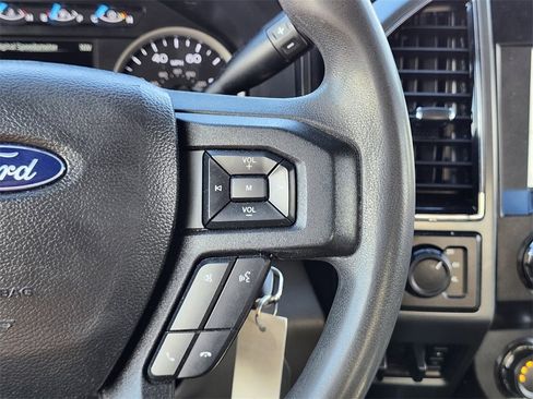 Used 2022 Ford F250 XLT w/ XLT Premium Package image 28