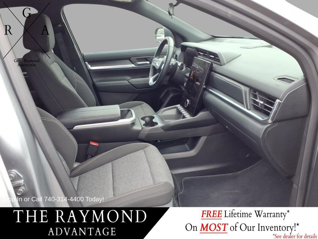 Used 2026 GMC Terrain Elevation AWD/4WD image 9
