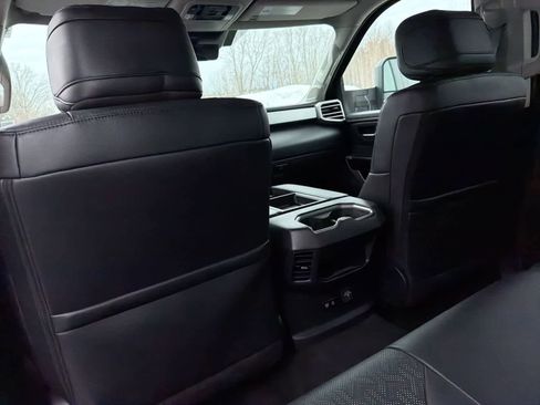 Used 2022 Toyota Tundra Limited image 19