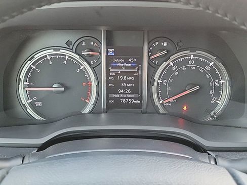 Used 2020 Toyota 4Runner TRD Off-Road Premium image 26