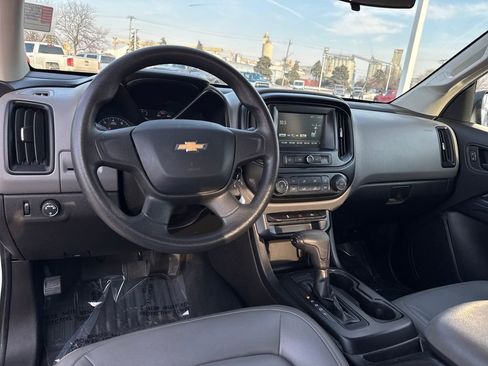 Used 2018 Chevrolet Colorado W/T image 12