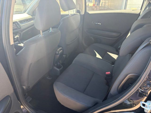 Used 2021 Honda HR-V LX image 10