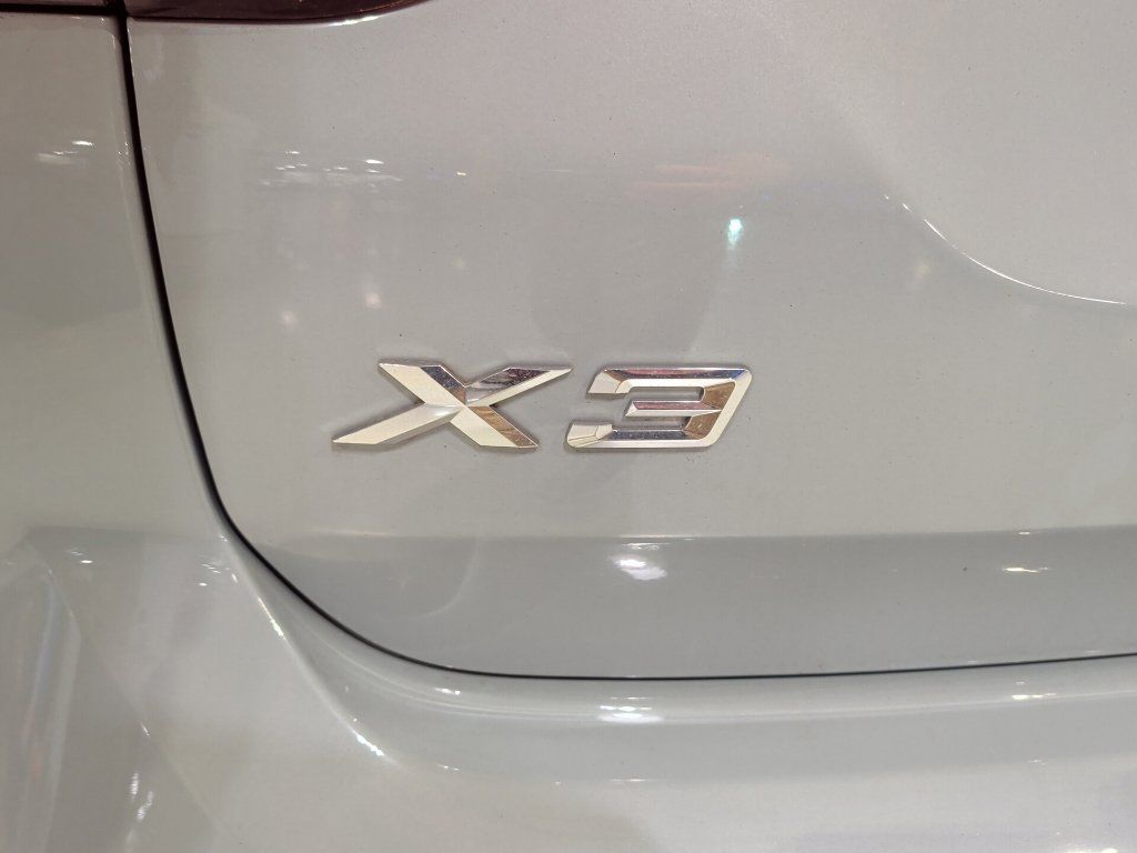 Certified 2024 BMW X3 xDrive30i w/ M Sport Package AWD/4WD image 11