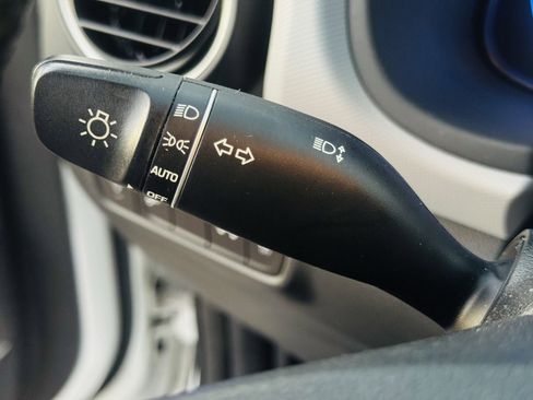 Used 2021 Hyundai Kona SEL w/ Cargo Package image 33