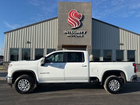 Used 2022 Chevrolet Silverado 2500 LT w/ Convenience Package image 1