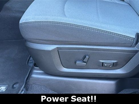 Used 2024 RAM 2500 Big Horn w/ Bed Utility Group image 7