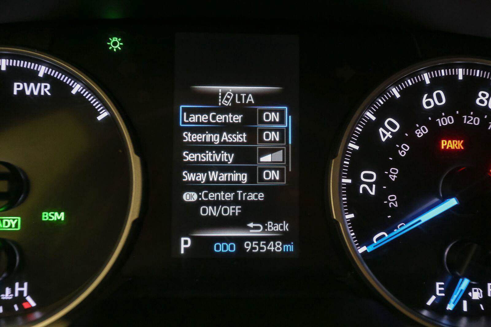 Used 2021 Toyota RAV4 XLE AWD/4WD image 36