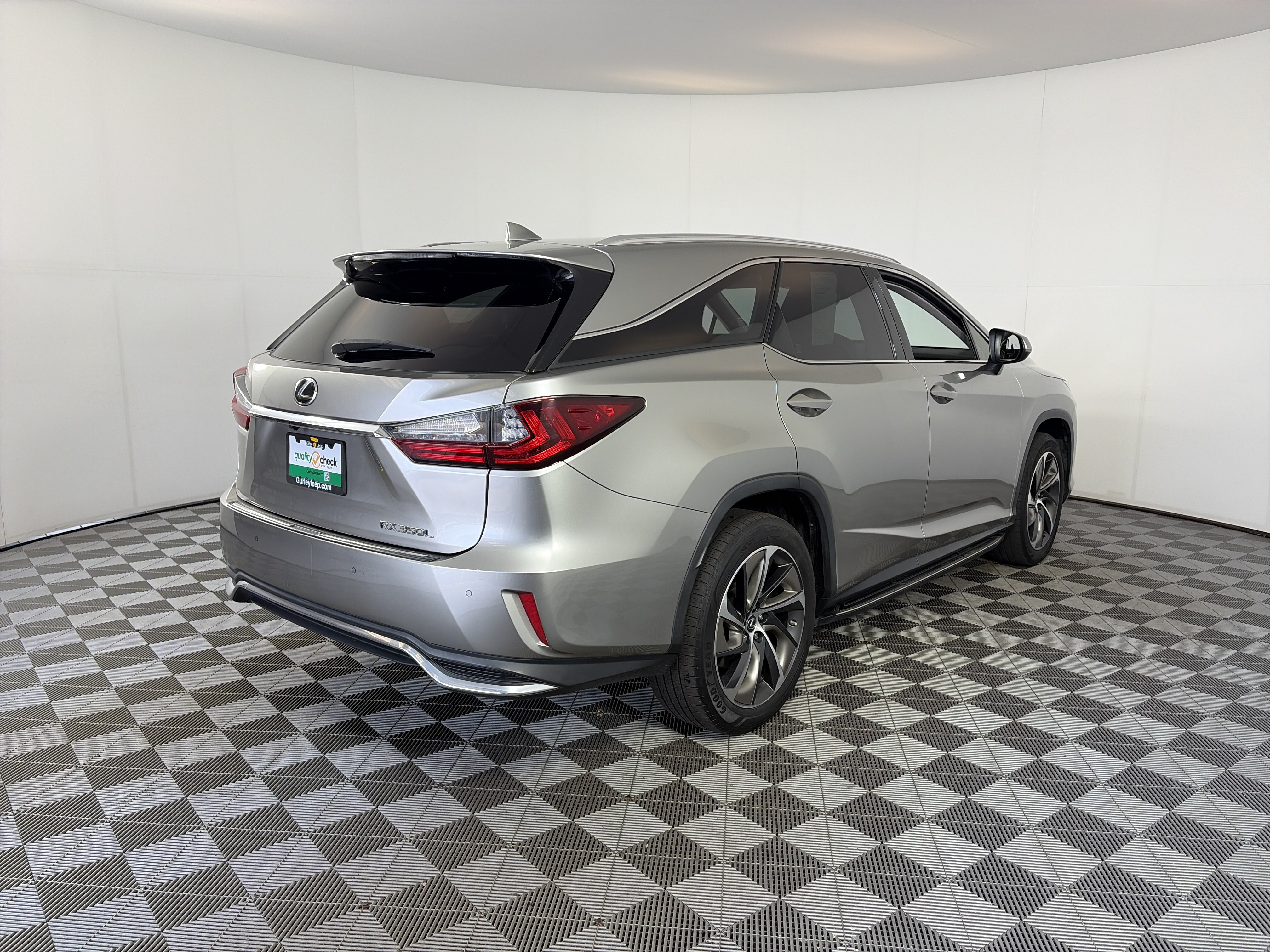Used 2019 Lexus RX 350L Luxury w/ Accessory Package AWD/4WD image 10