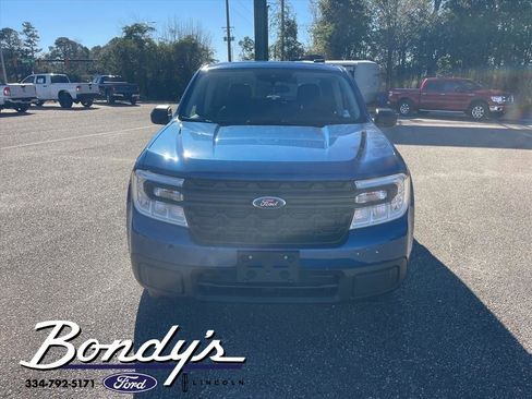 Used 2023 Ford Maverick XL image 3