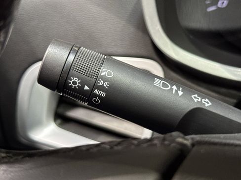 Used 2017 Chevrolet Equinox LT w/ Convenience Package image 22