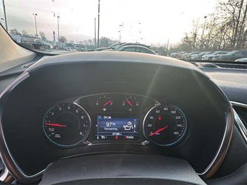 Used 2024 Chevrolet Equinox LT image 15