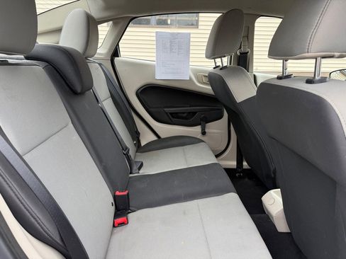 Used 2012 Ford Fiesta S image 10