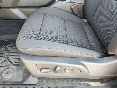 New 2026 GMC Canyon Elevation w/ Convenience Package image 29