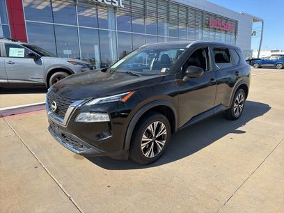 Used 2022 Nissan Rogue SV w/ SV Premium Package