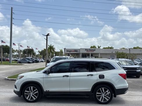 Used 2018 Honda Pilot Elite image 17