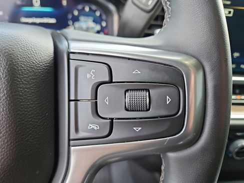 Used 2024 Chevrolet Silverado 2500 LT image 19