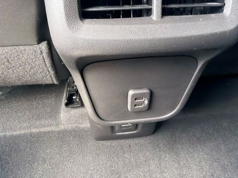Used 2023 GMC Terrain SLT w/ Elevation Edition FWD image 21