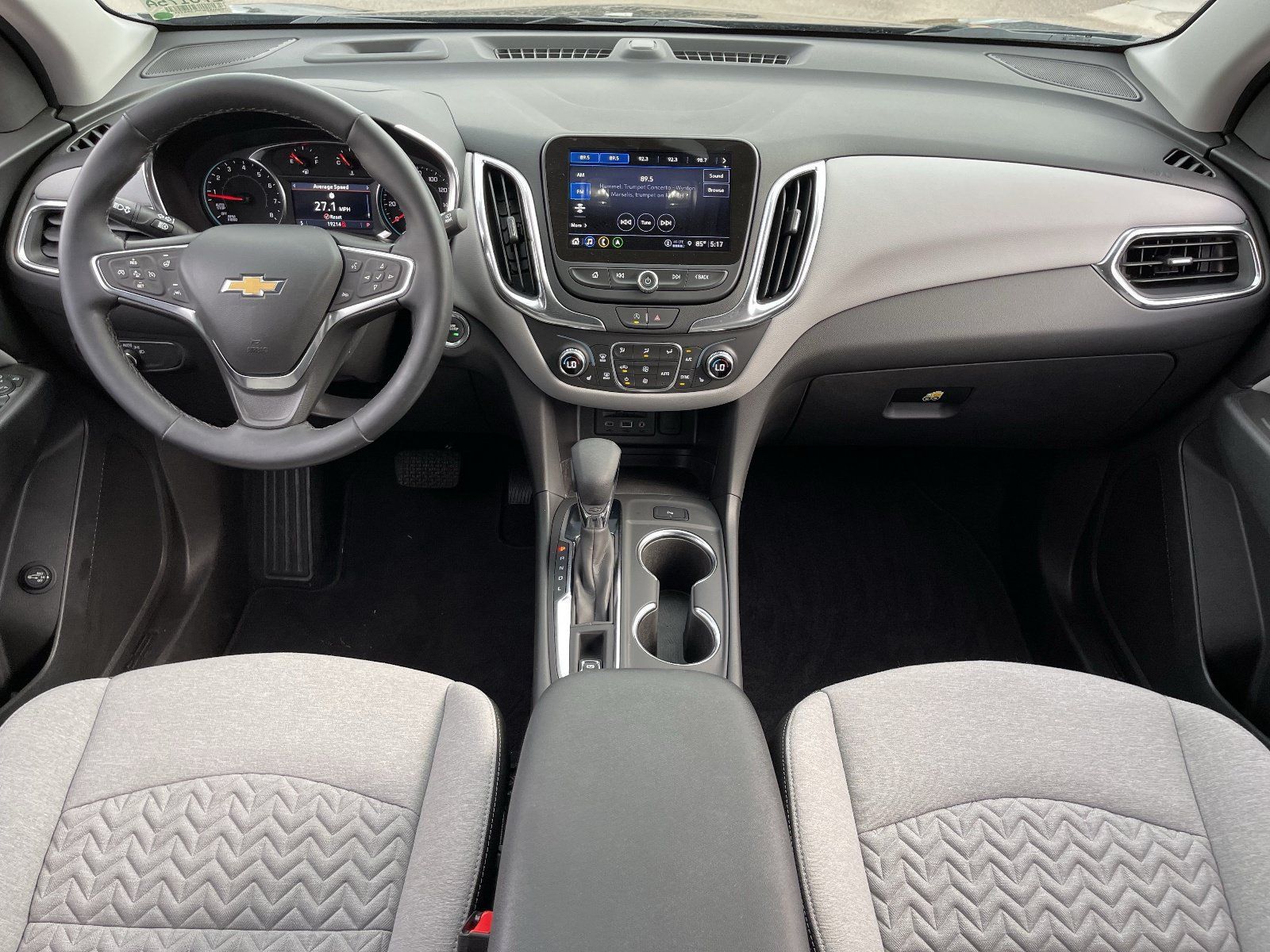 Used 2024 Chevrolet Equinox LT FWD image 16