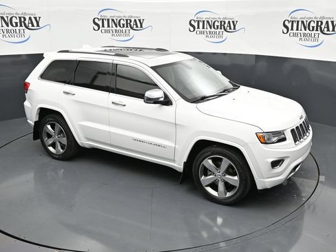 Used 2015 Jeep Grand Cherokee Overland RWD image 18