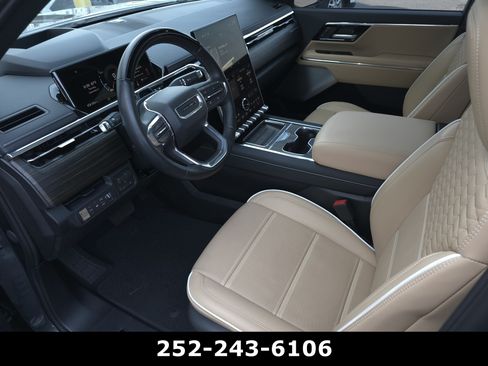 Used 2026 GMC Sierra EV Denali AWD/4WD image 9