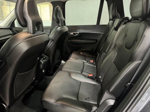 Used 2020 Volvo XC90 T5 Momentum image 23