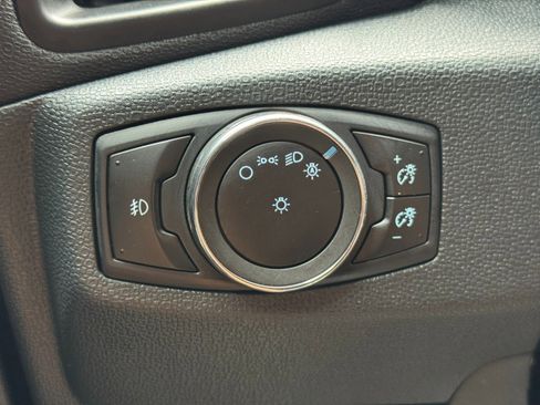 Used 2020 Ford EcoSport Titanium FWD image 17