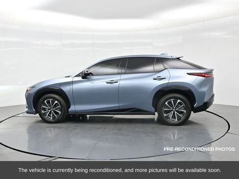 Used 2023 Lexus RZ 450e Premium image 10