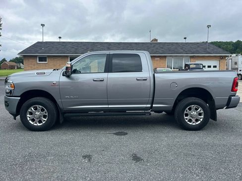 Used 2023 RAM 2500 Laramie AWD/4WD image 6