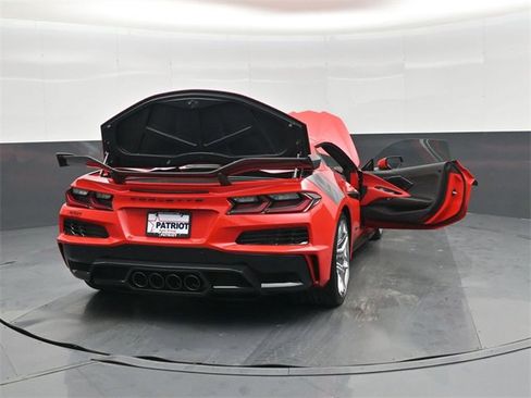 Used 2024 Chevrolet Corvette Z06 w/ Z07 Performance Package image 49