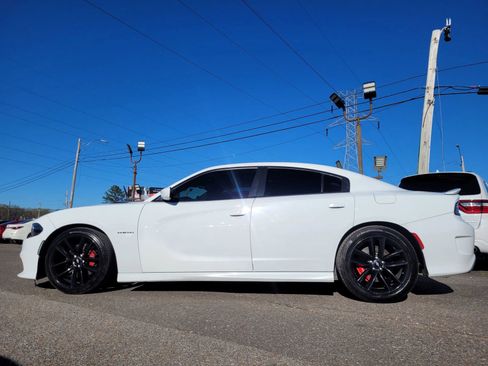 Used 2020 Dodge Charger R/T w/ Performance Handling Group RWD image 4