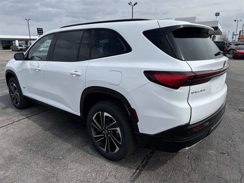 New 2026 Buick Enclave Sport Touring w/ Super Cruise Package FWD image 10