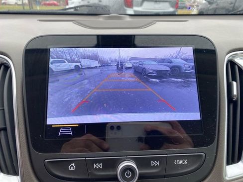 Used 2019 Chevrolet Malibu Premier image 16