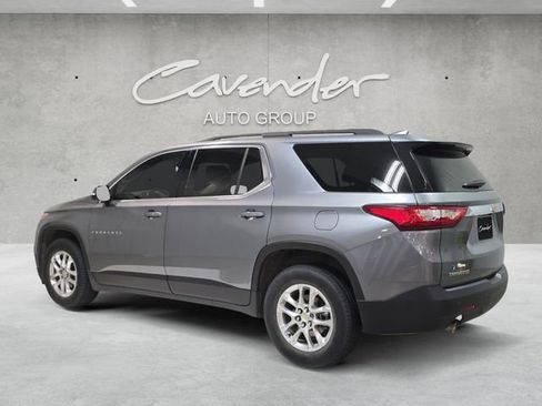 Used 2020 Chevrolet Traverse LT image 14