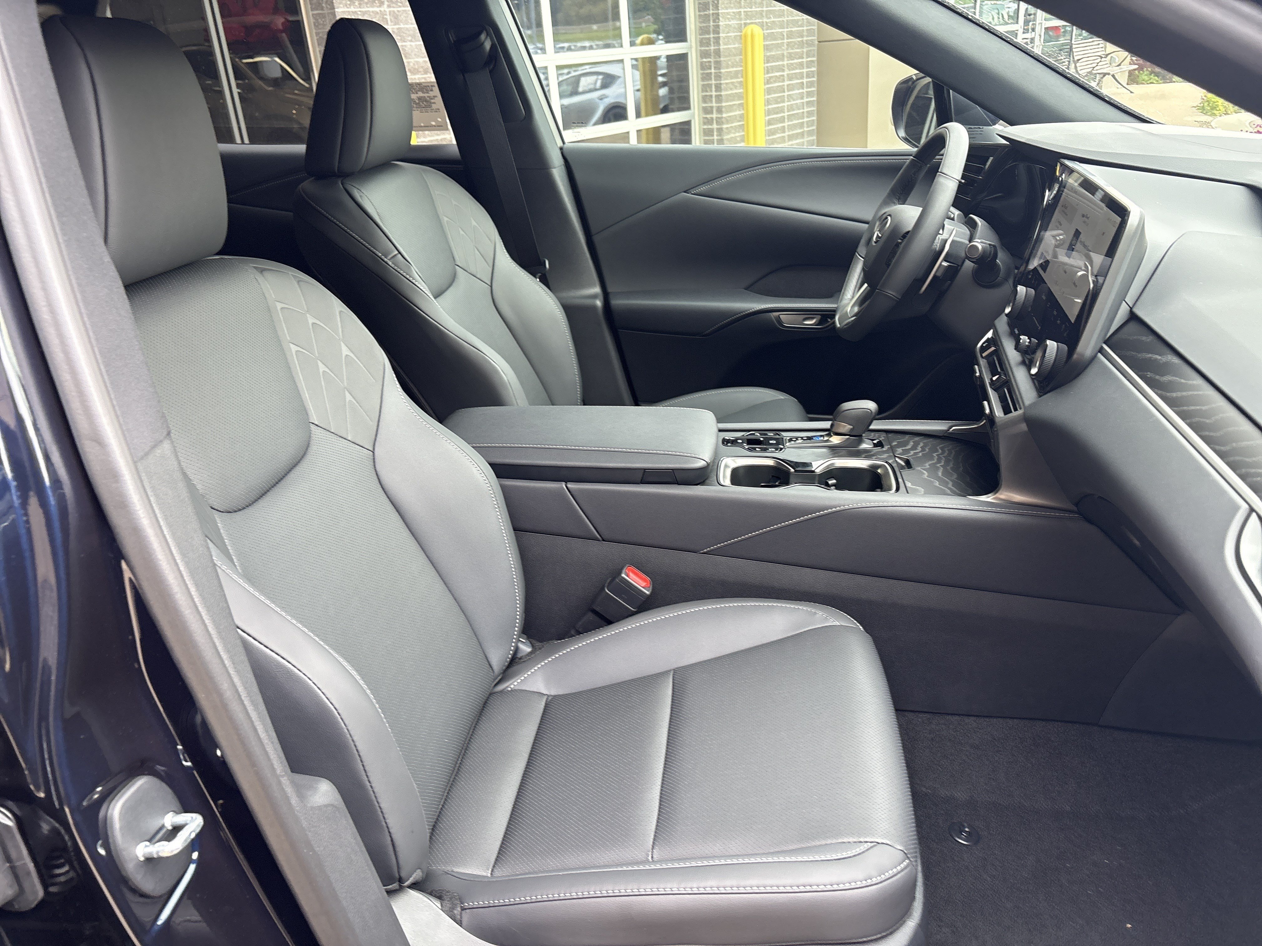 New 2026 Lexus RX 350 AWD image 21