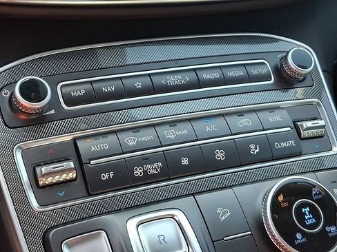 Used 2023 Hyundai Santa Fe SEL Premium AWD/4WD image 15