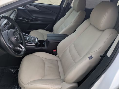 Used 2020 MAZDA CX-9 Touring w/ Touring Premium Package image 18