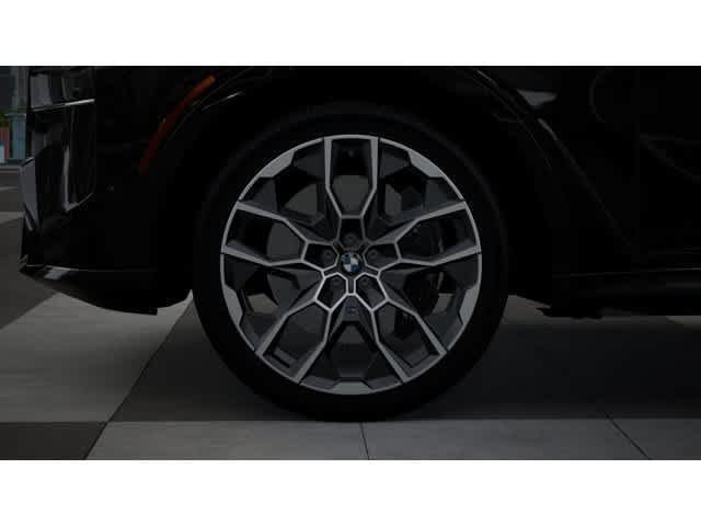 New 2027 BMW X7 xDrive40i w/ M Sport Package AWD/4WD image 7