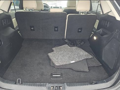 Used 2019 Ford Edge Titanium FWD image 8
