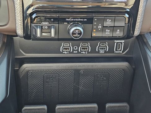 Used 2025 RAM 1500 Limited w/ Trailer Tow Group image 25