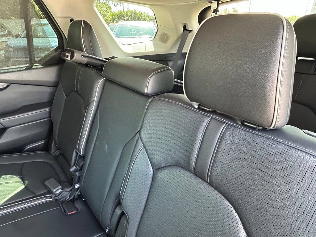 Used 2024 Honda Pilot Elite image 39