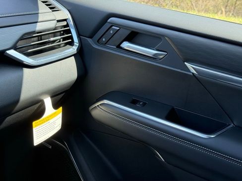 New 2026 GMC Acadia Elevation image 33