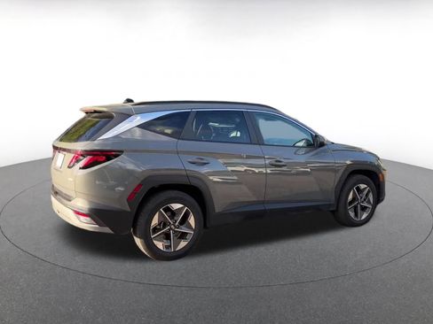 Used 2025 Hyundai Tucson SEL AWD/4WD image 14