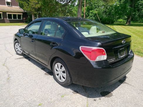 Used 2013 Subaru Impreza 2.0i w/ Popular Pkg 2 AWD/4WD image 8