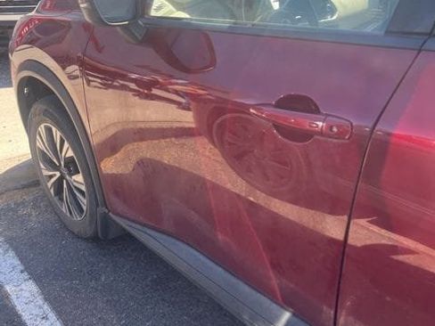 Used 2022 Nissan Rogue SV image 18